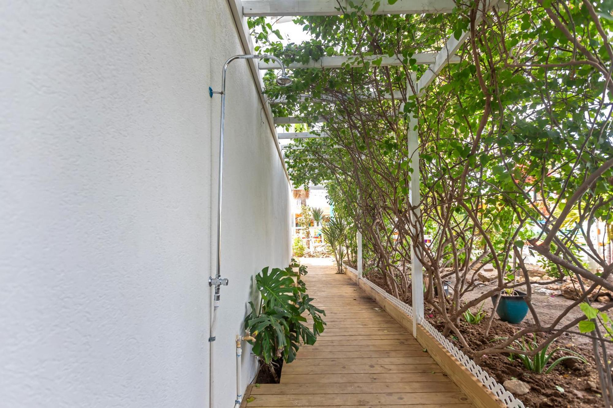 Maho Beach House - Luxe 1 Bedroom - Ocean Hideaway 외부 사진